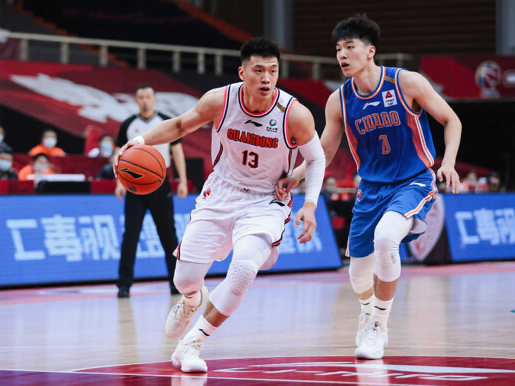 萊比錫體育總監透露：格瓦迪奧爾希望加盟曼城,談判“正進行中”.